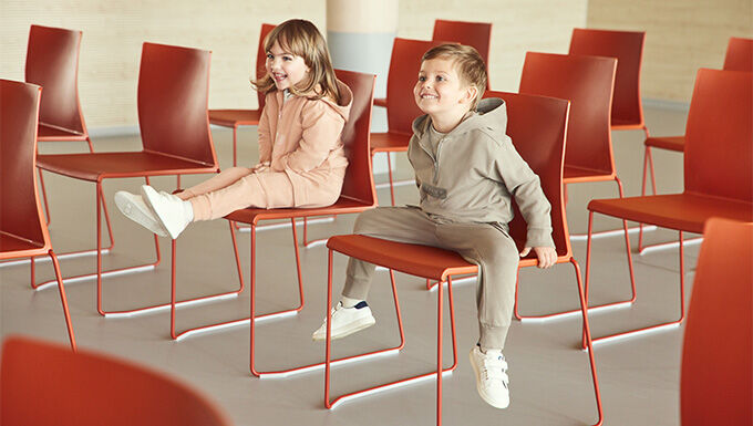 https://www.chicco.pt/dw/image/v2/BJJJ_PRD/on/demandware.static/-/Sites-Chicco-Portugal-Library/pt_PT/dwc57d3ba3/site/05-Paginas de Categoria/Fashion/Roupas/CHICCO FW_24_25_07_3754-680x385px.jpg